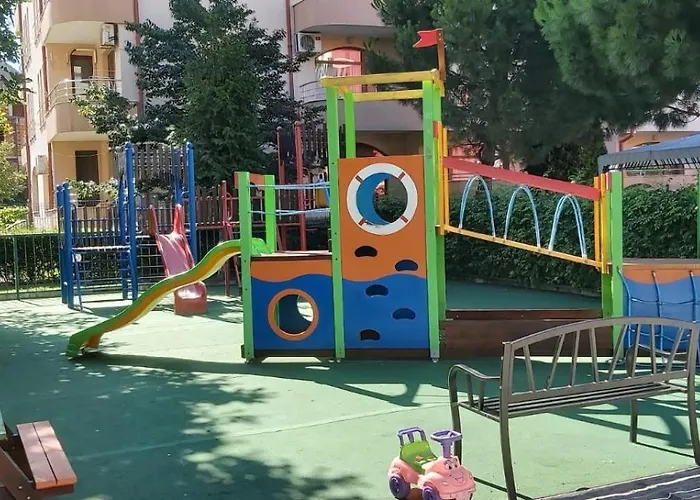 Rose Nesebar Slantchev Briag