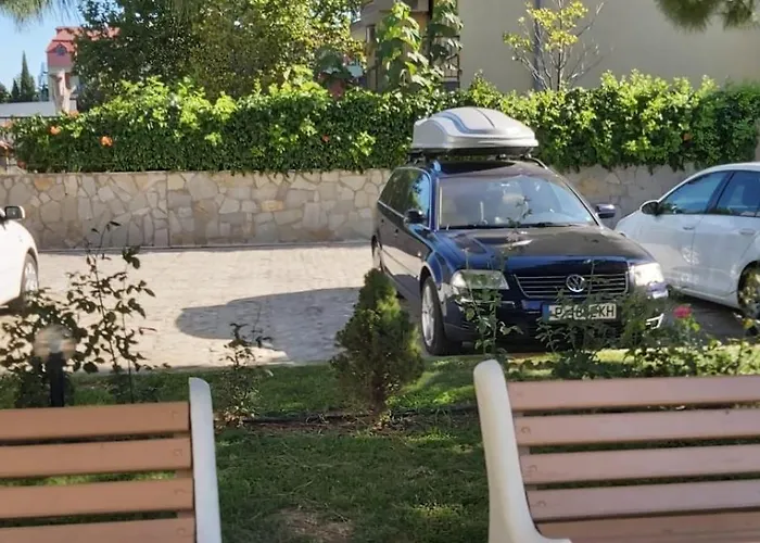 Rose Nesebar Slantchev Briag